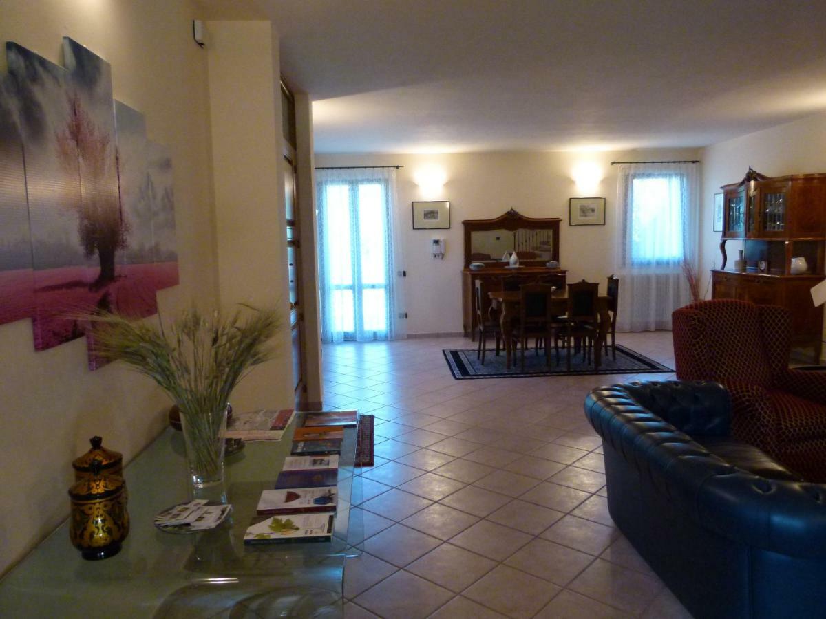 B&B La Poiana Canavaccio di Urbino Екстер'єр фото