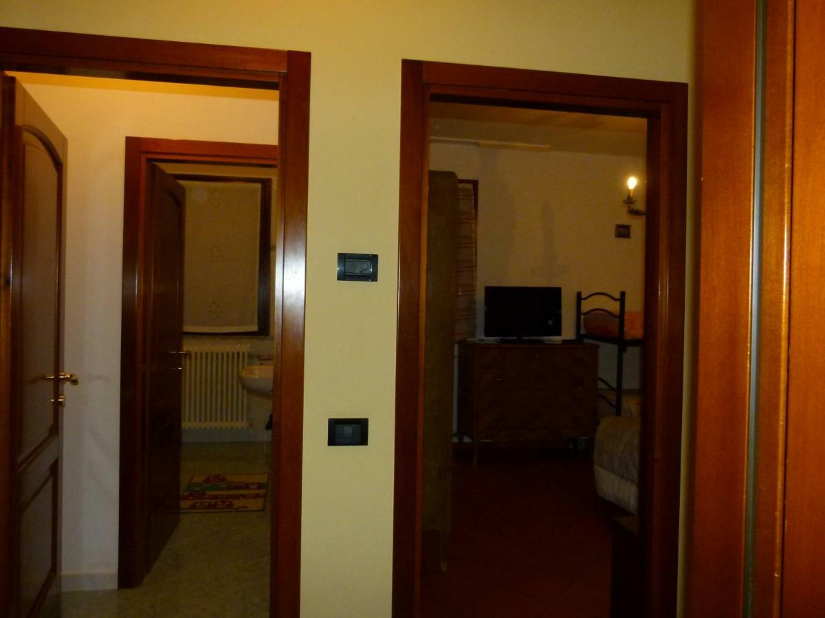 B&B La Poiana Canavaccio di Urbino Екстер'єр фото